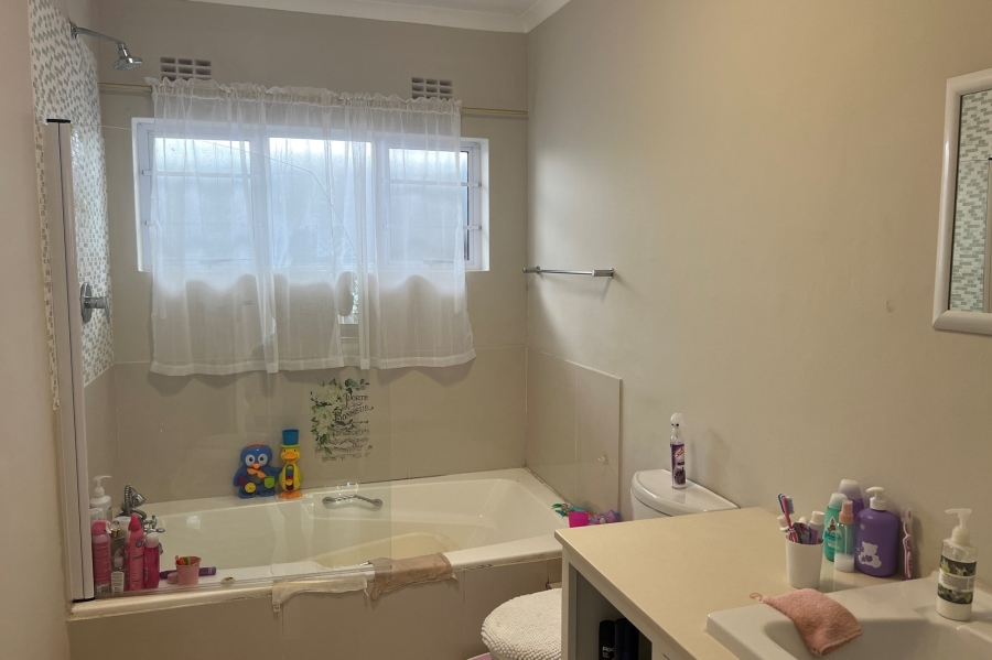 3 Bedroom Property for Sale in Beacon Bay Eastern Cape